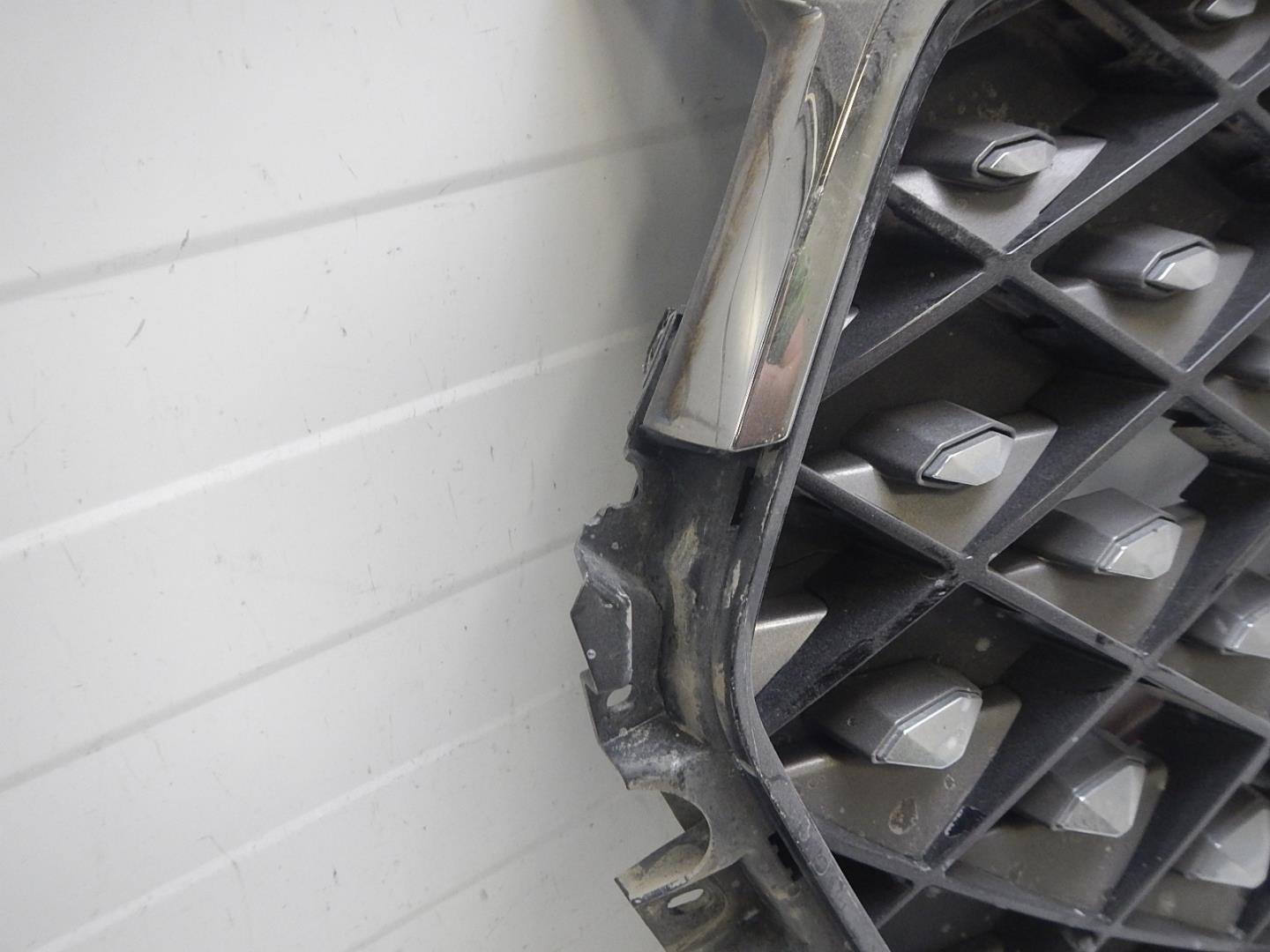 Решетка радиатора