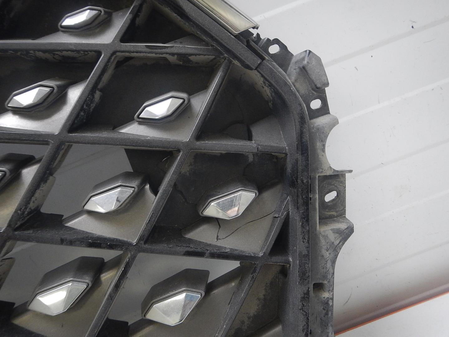 Решетка радиатора