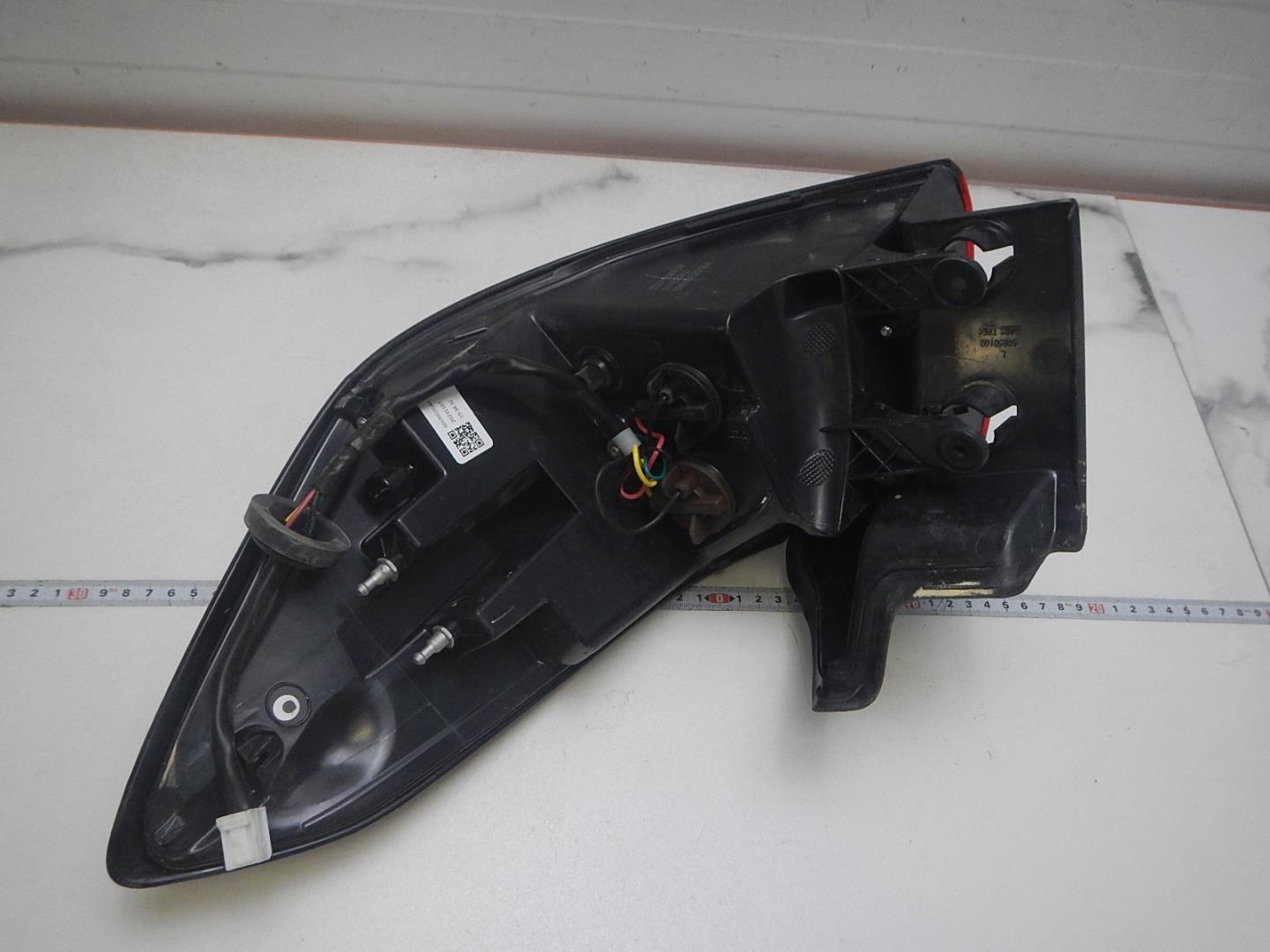 Фонарь задний левый