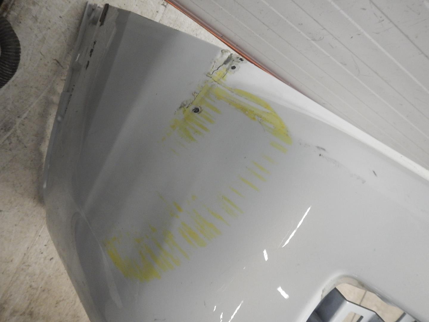 Бампер задний