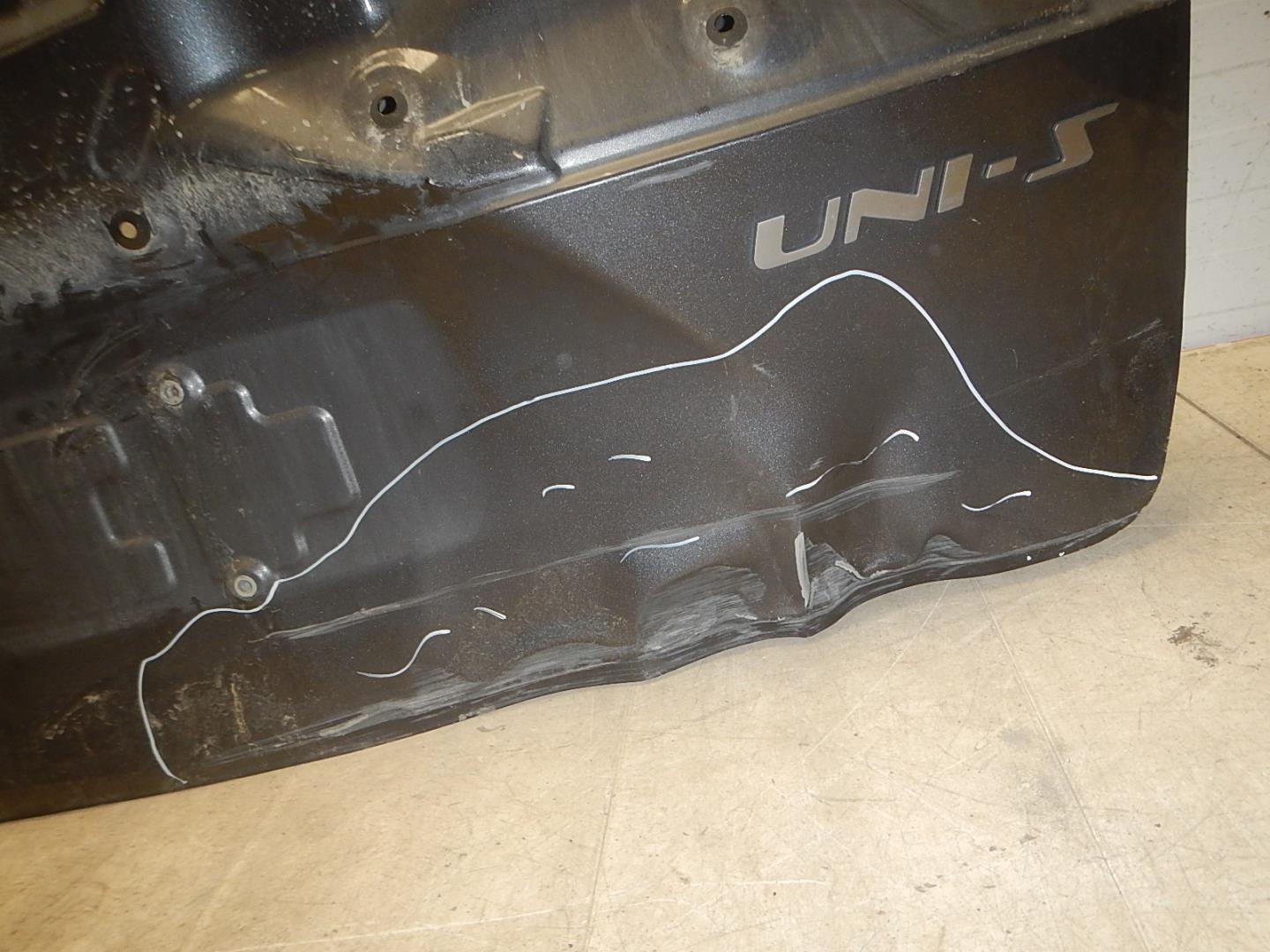 Дверь багажника