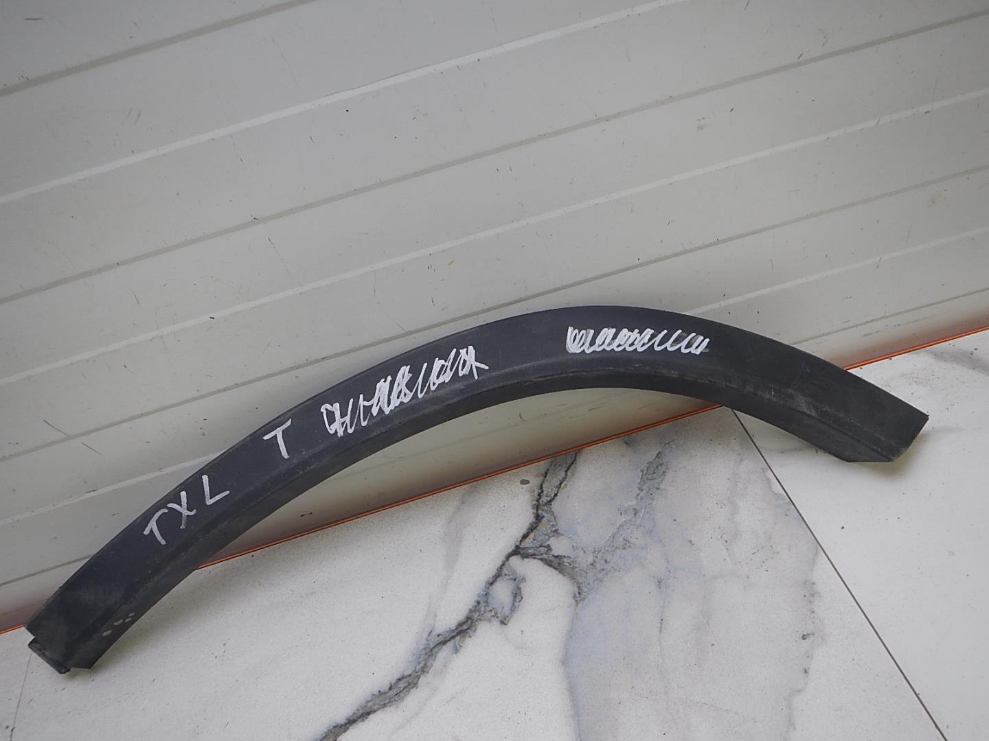 Накладка двери задней левой