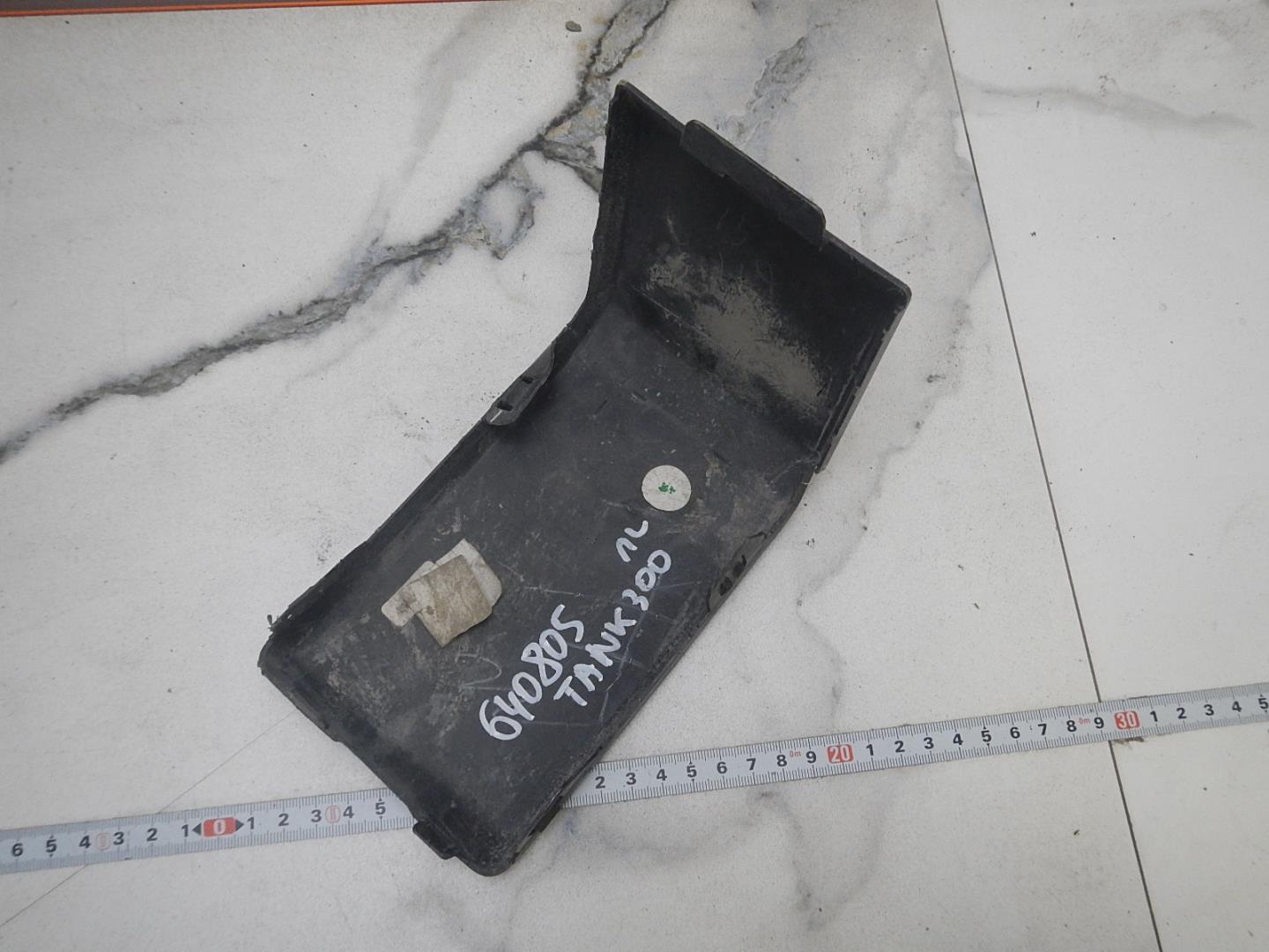 Накладка переднего бампера левая