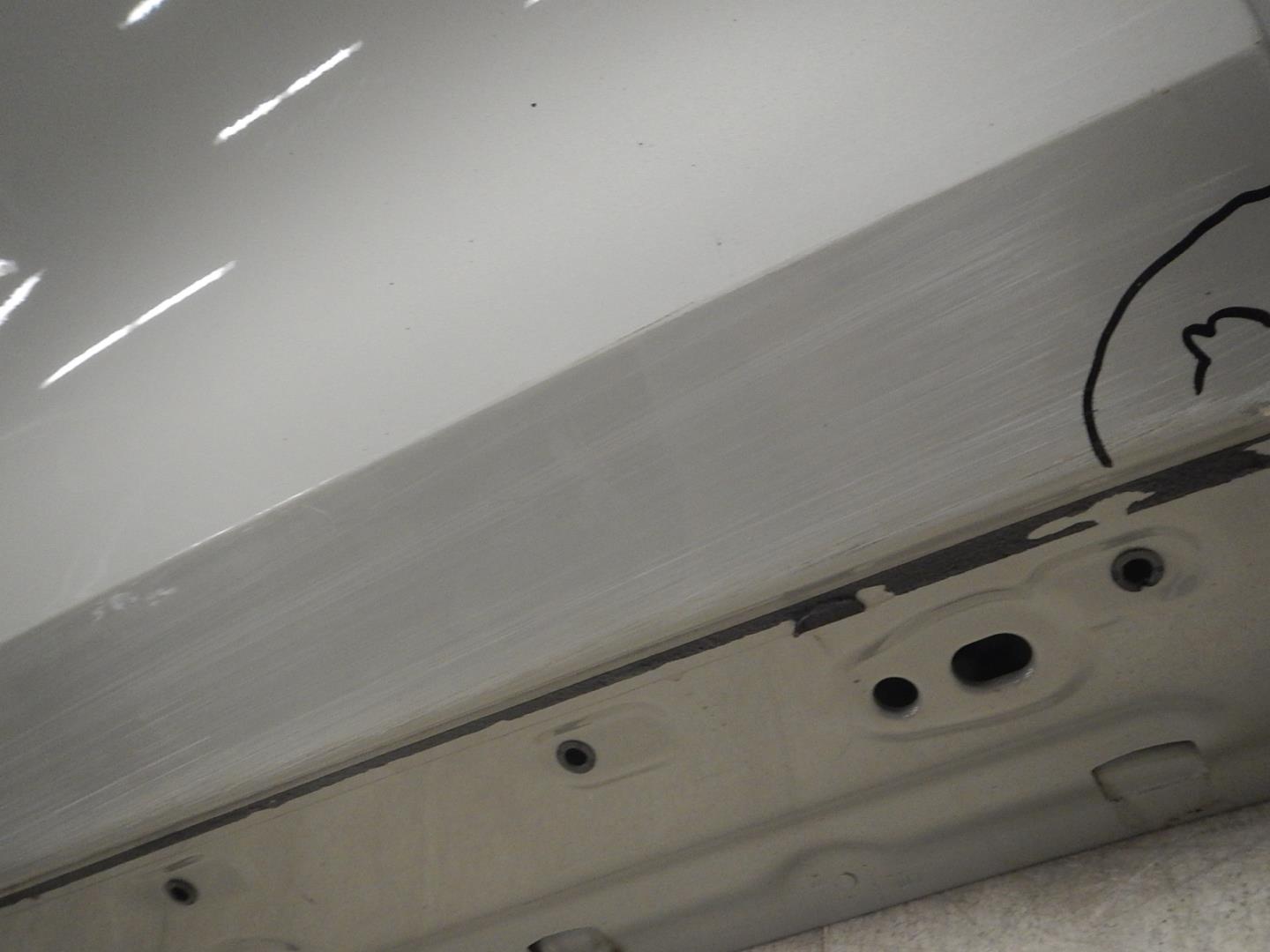 Дверь задняя правая