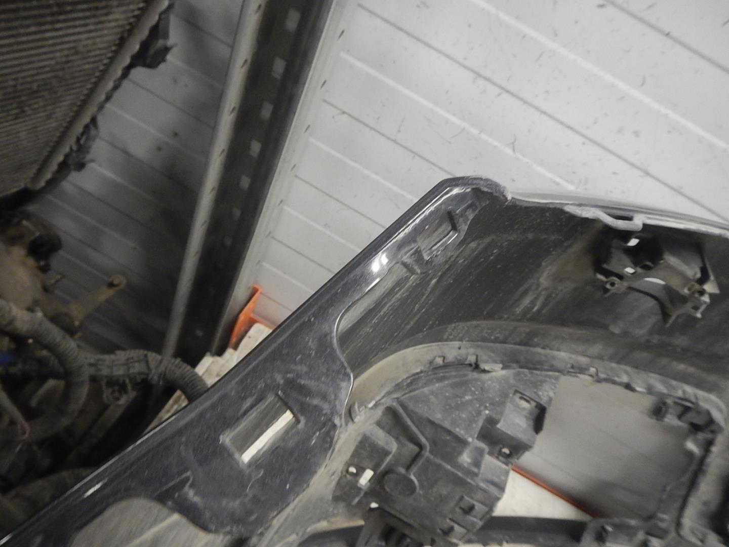 Бампер передний