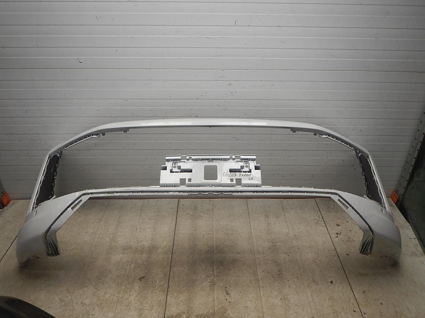 Бампер передний