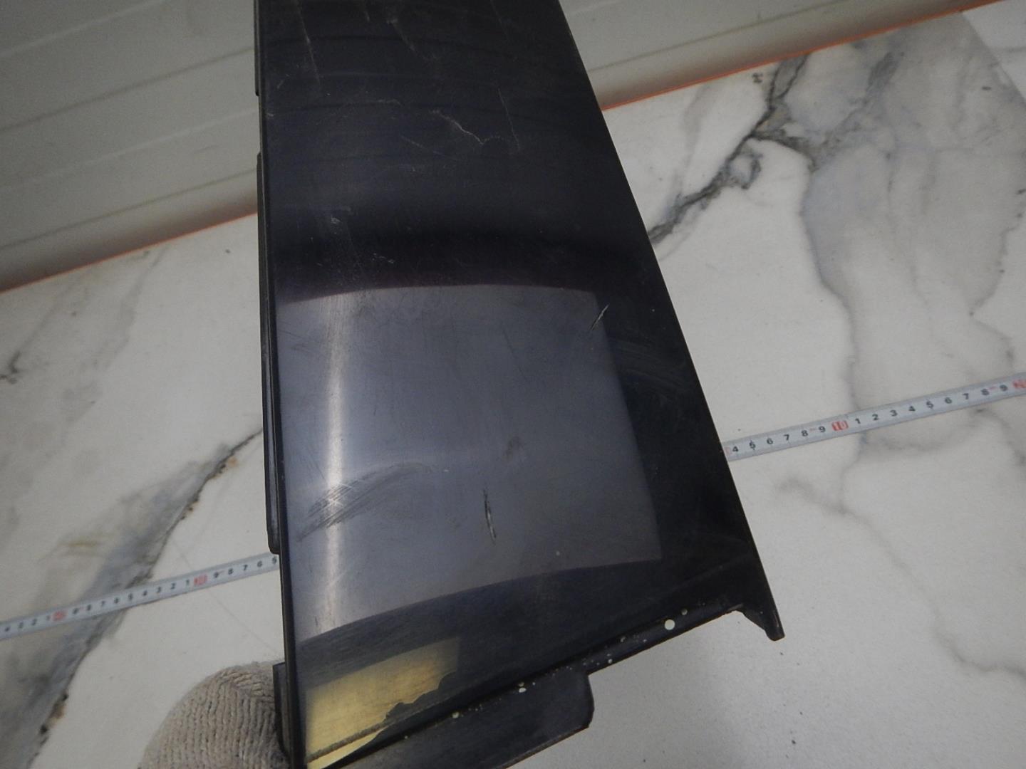 Накладка двери передней левой