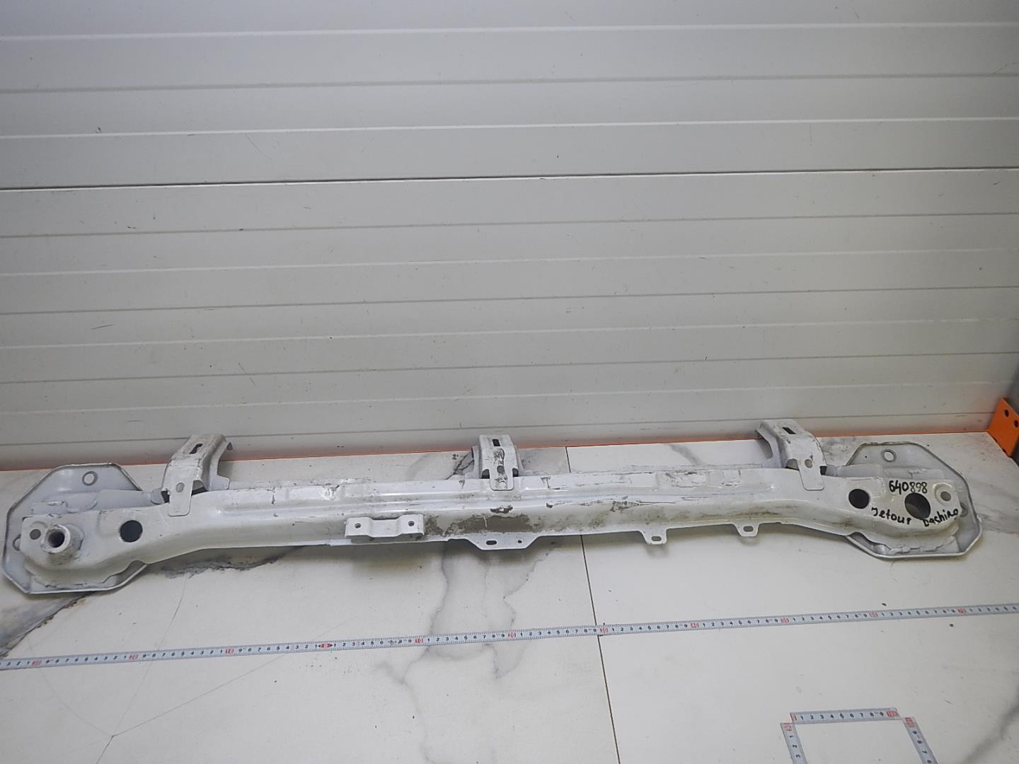 Усилитель заднего бампера