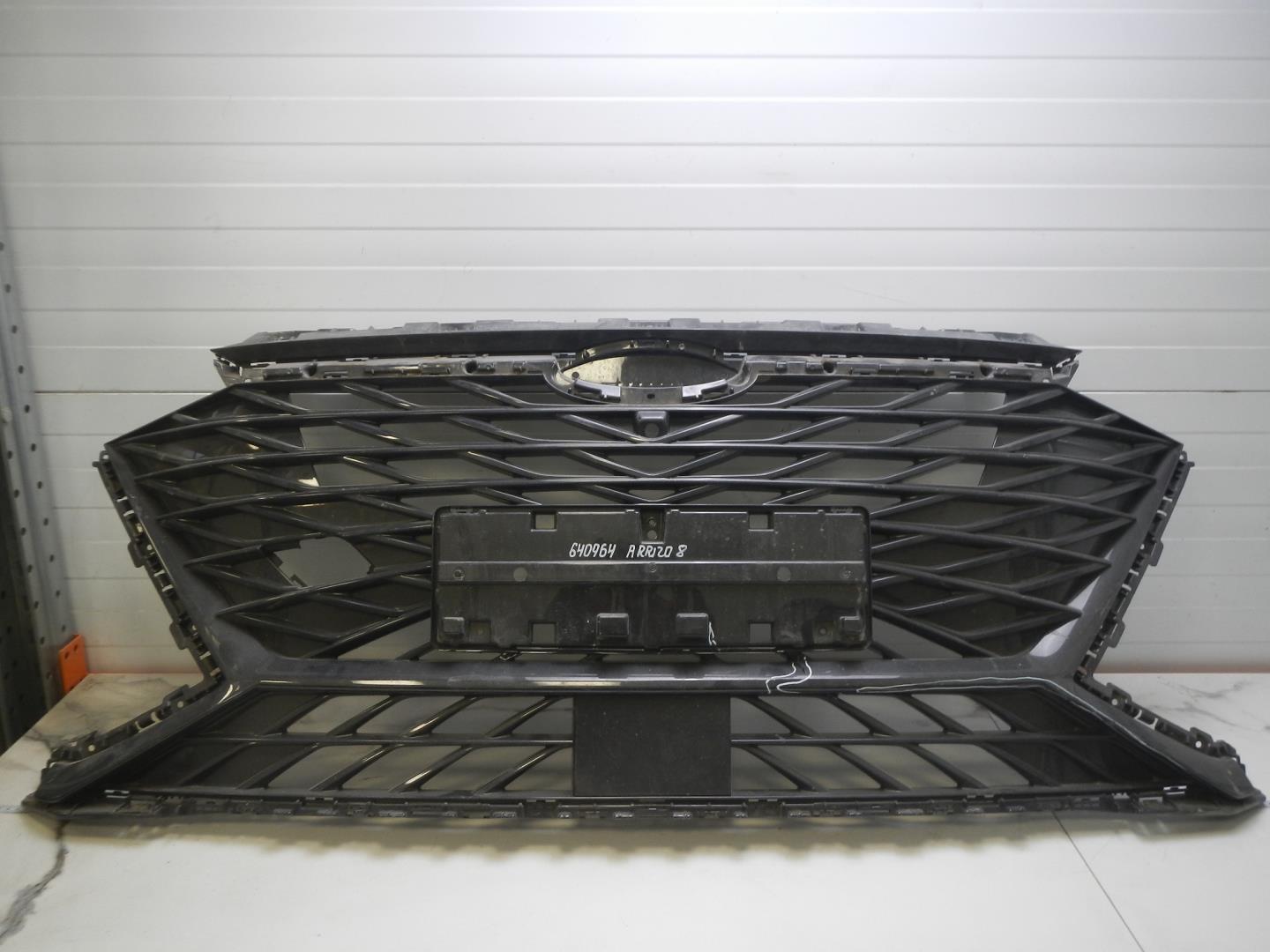 Решетка радиатора