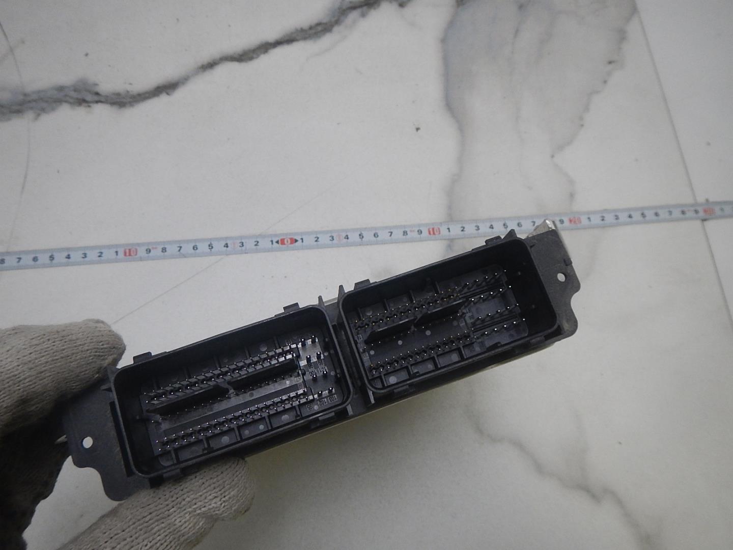 Блок управления двигателем