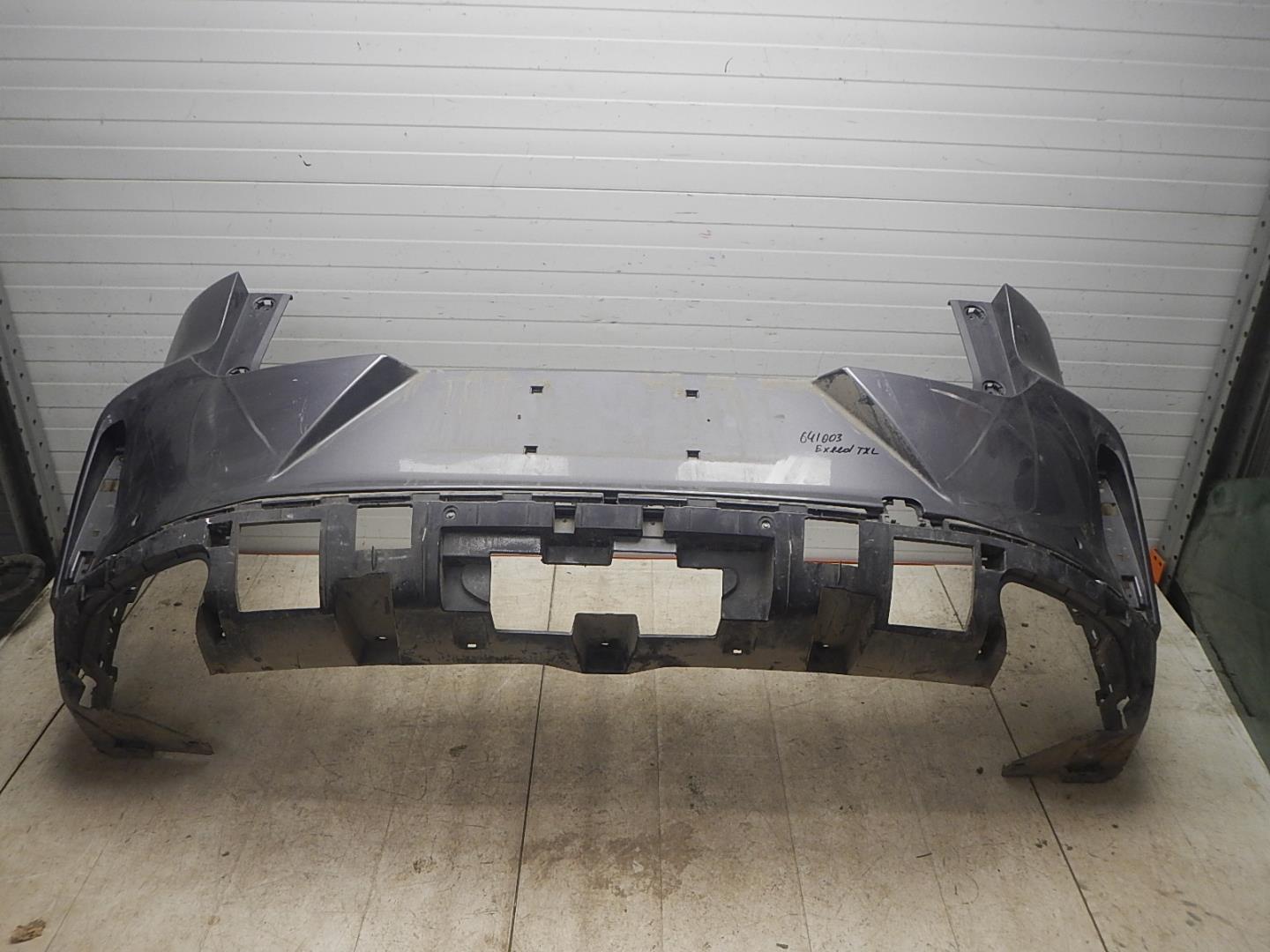 Бампер задний