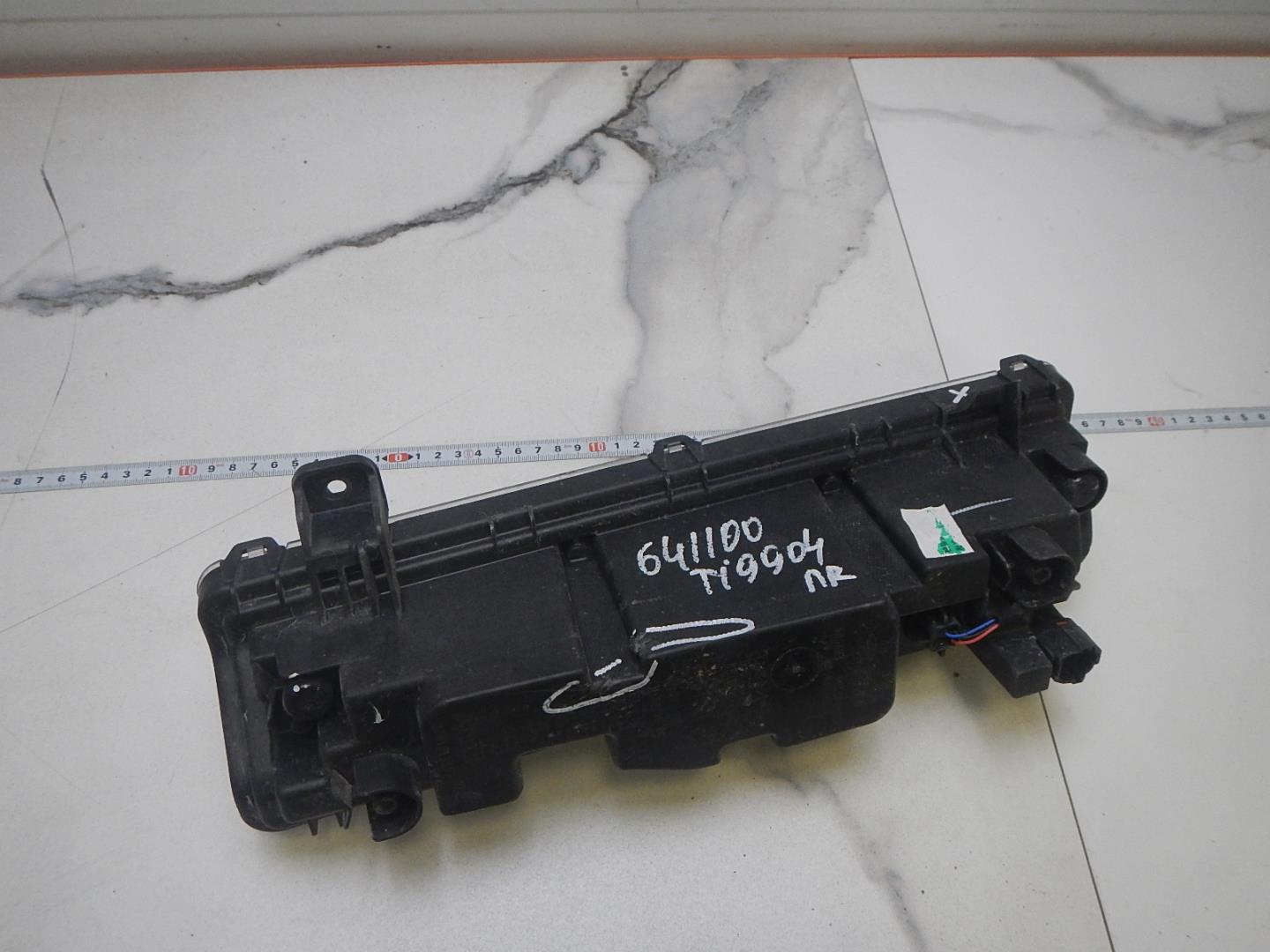 Фара дневного света правая (ходовые огни)