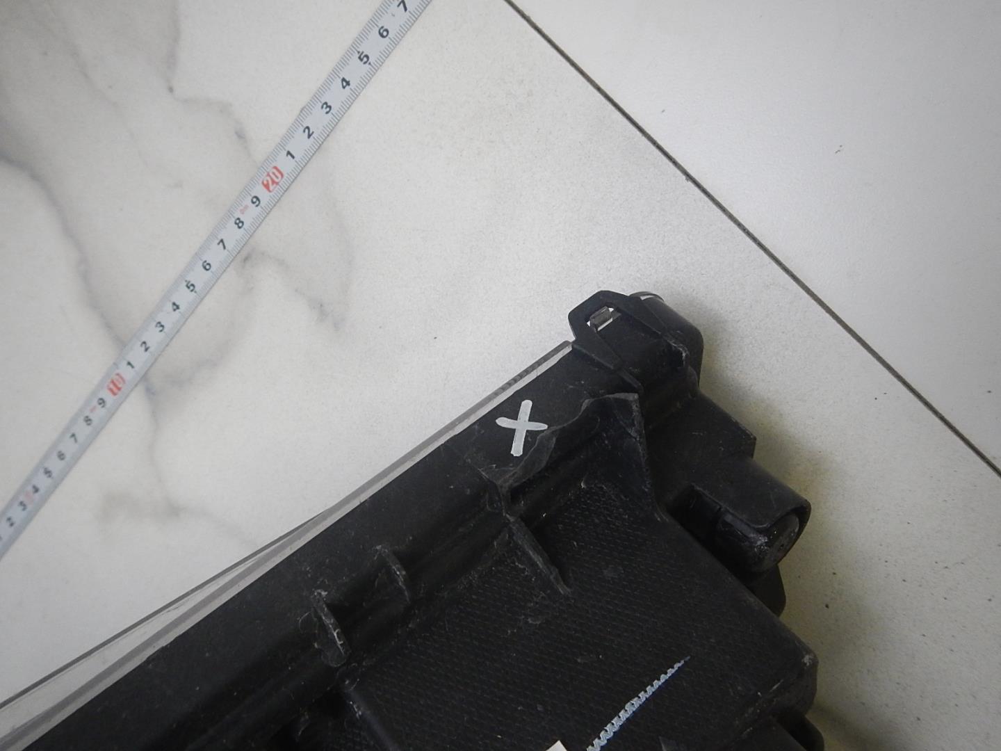 Фара дневного света правая (ходовые огни)