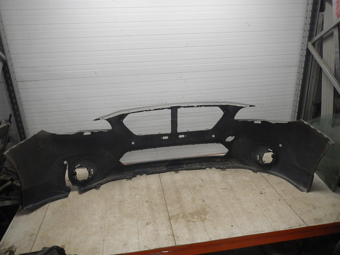 Бампер передний