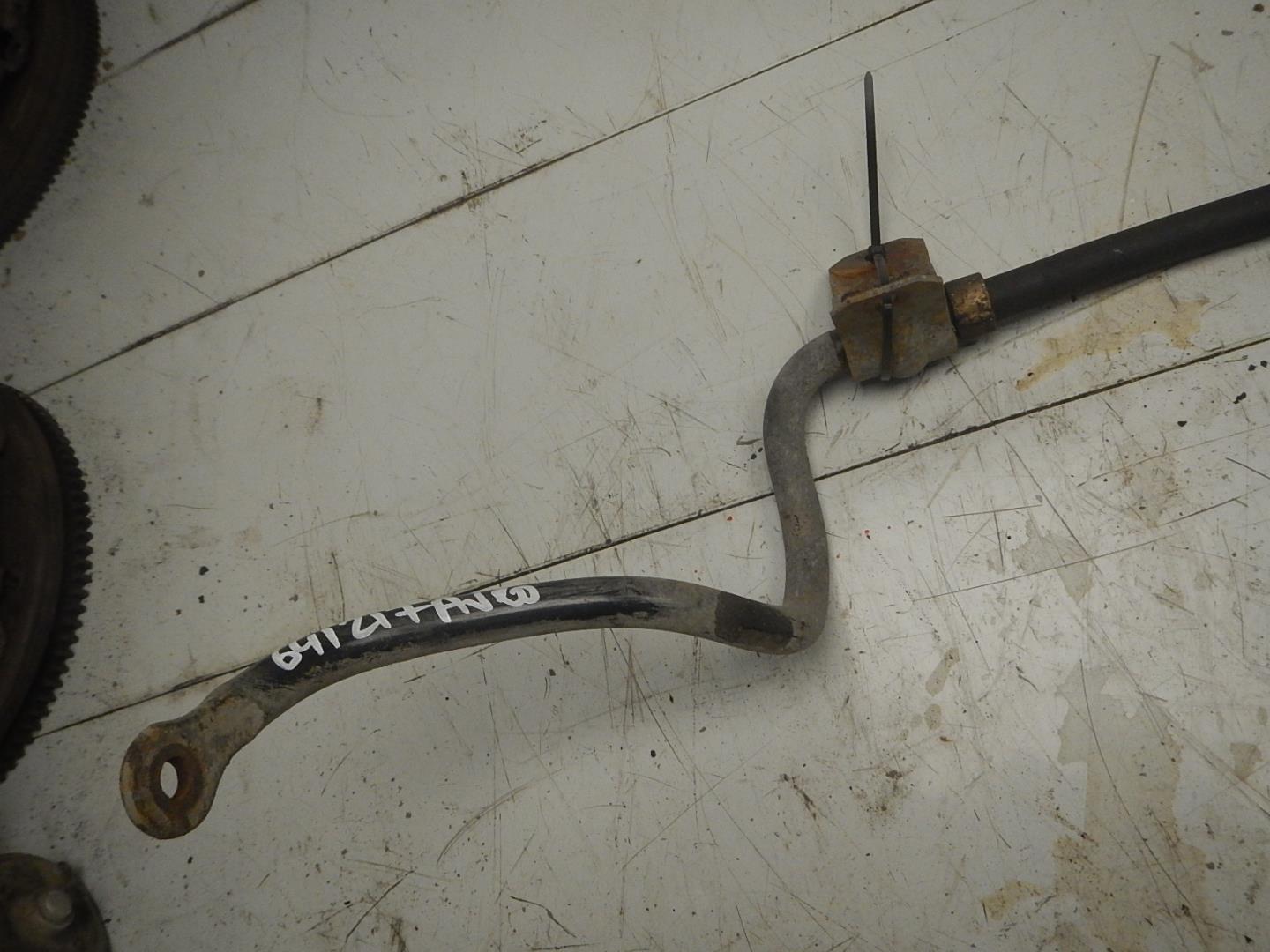 Стабилизатор передний