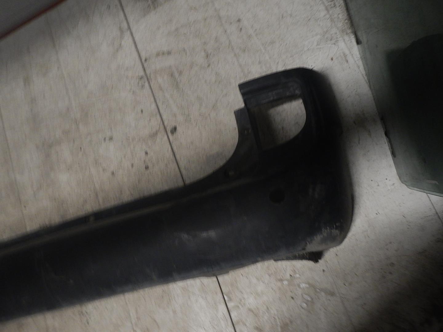 Бампер задний