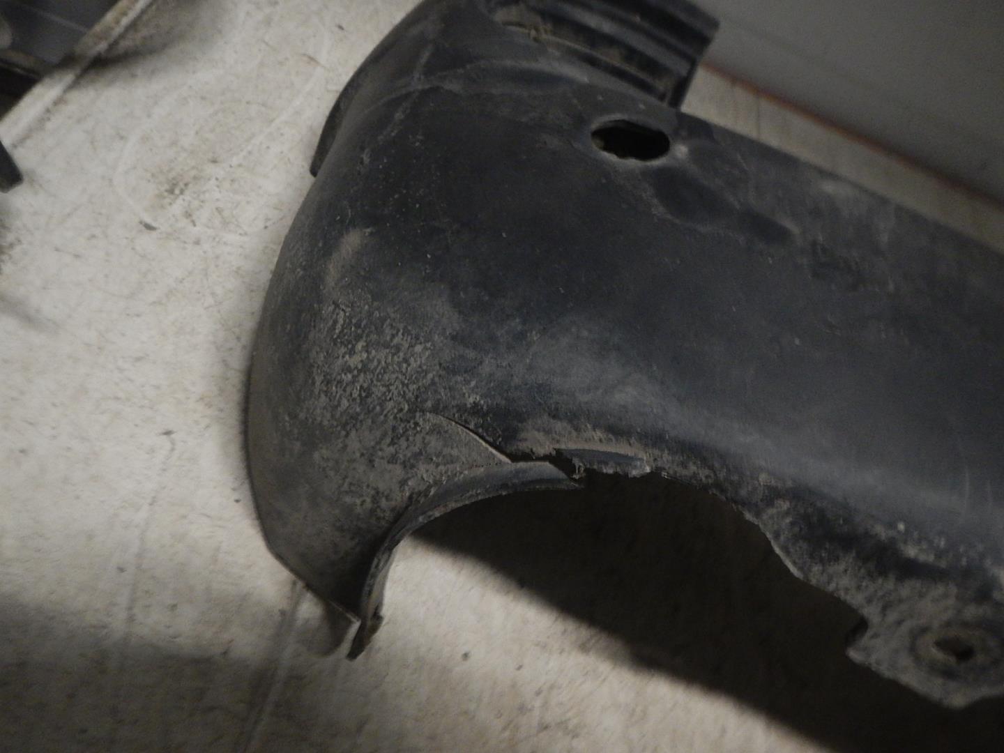 Бампер задний