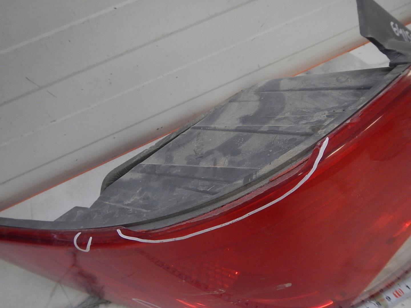 Фонарь задний левый