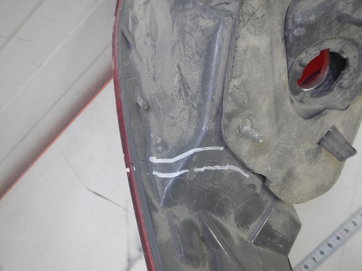 Фонарь задний левый