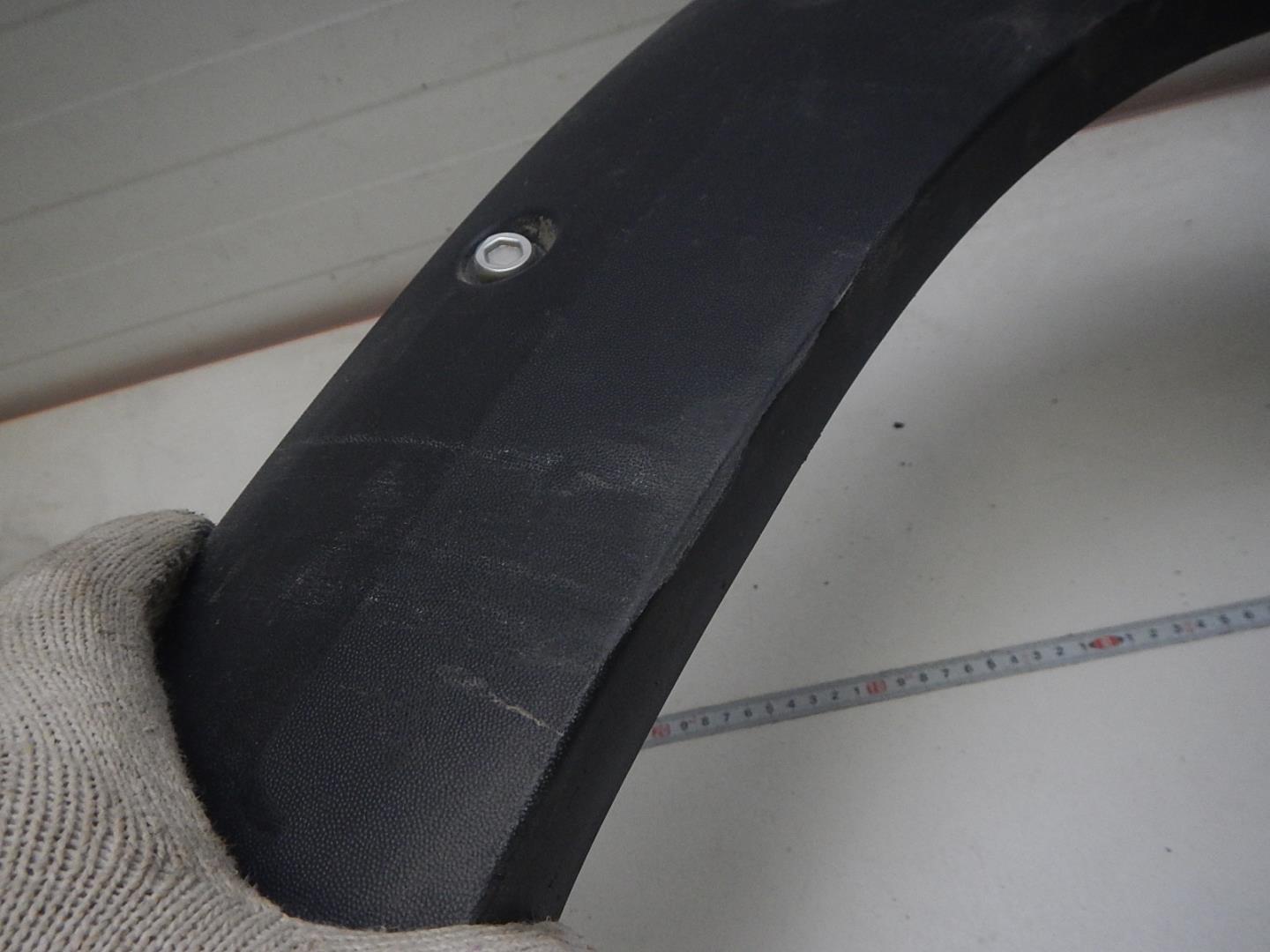 Накладка двери задней левой