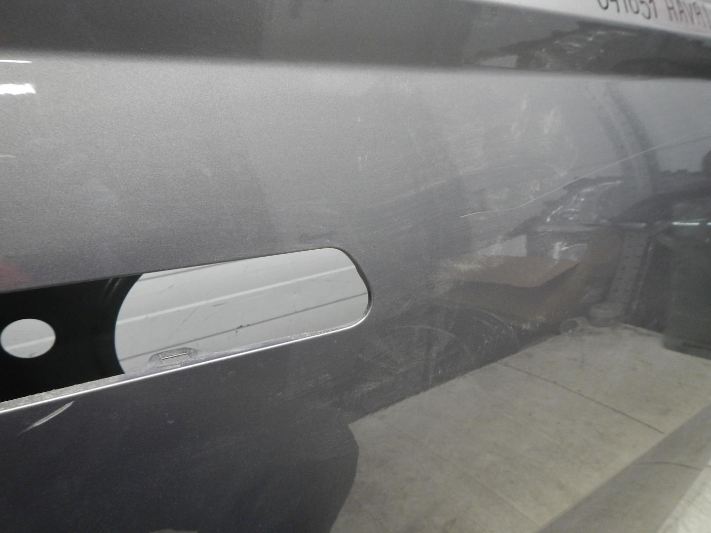 Дверь передняя правая