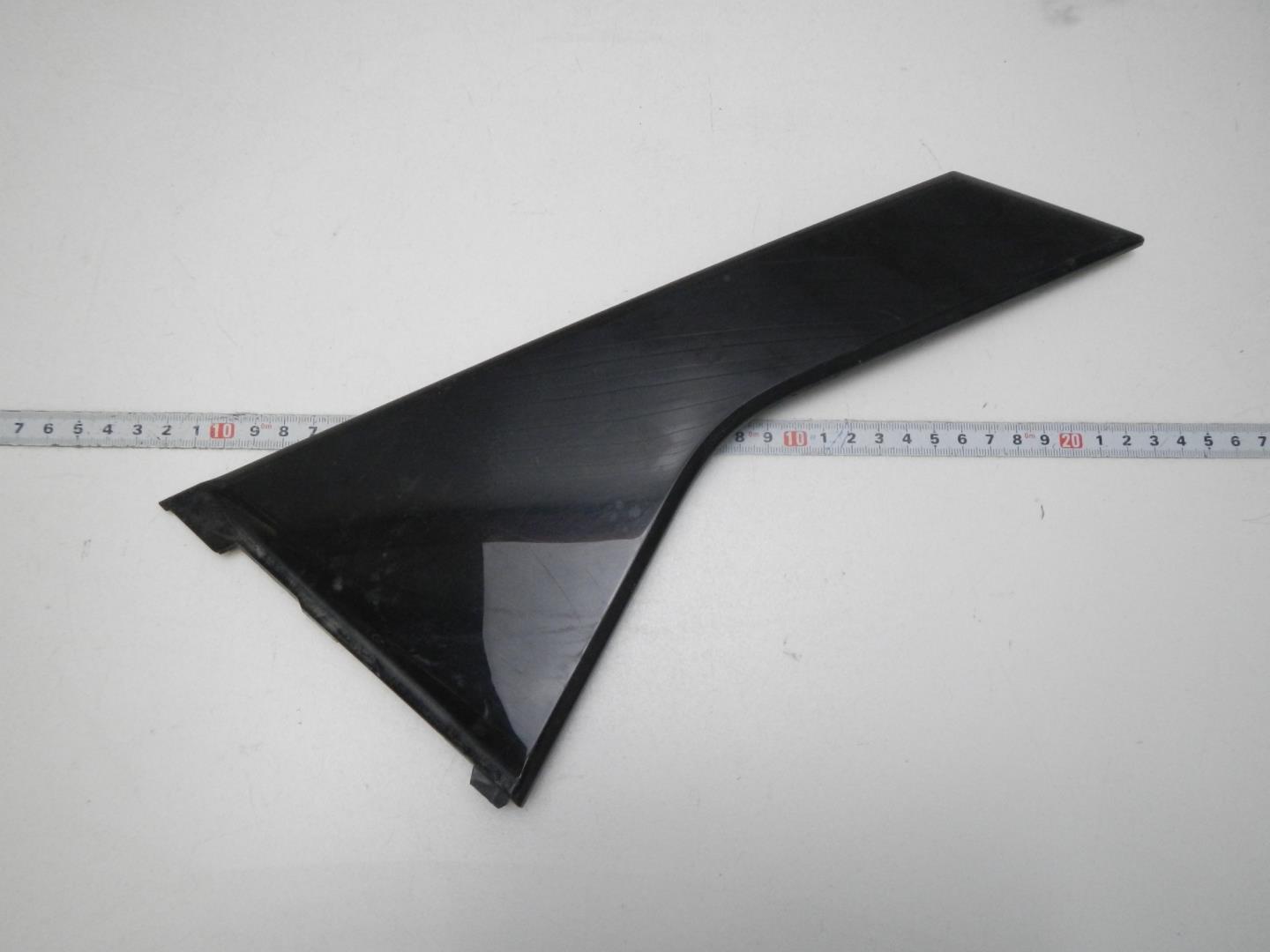 Накладка двери задней правой