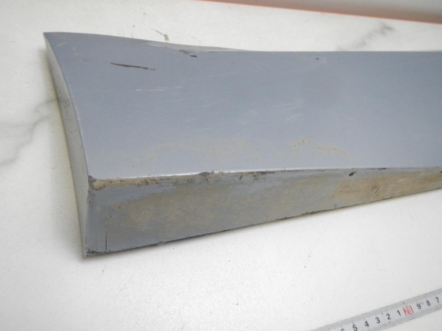 Молдинг задней левой двери