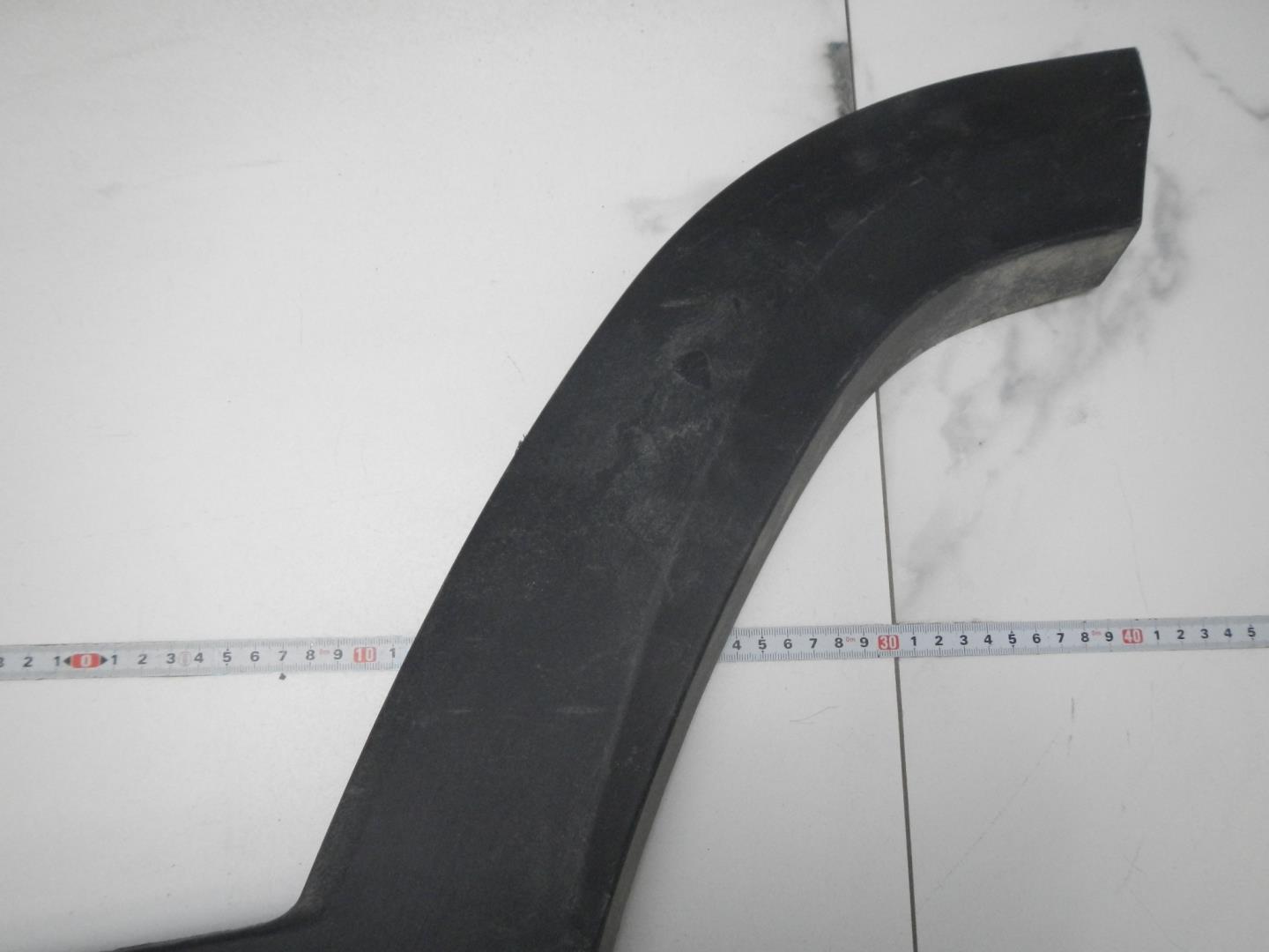 Молдинг задней левой двери