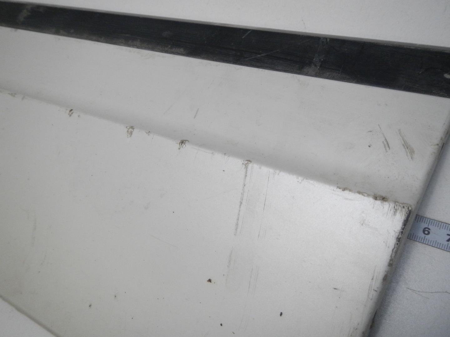 Молдинг задней правой двери