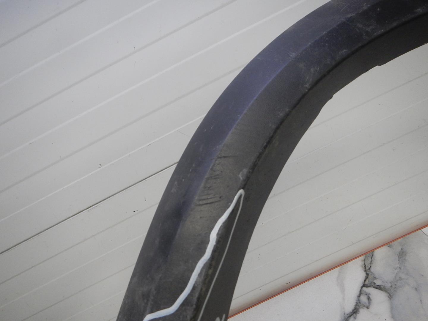 Накладка на крыло