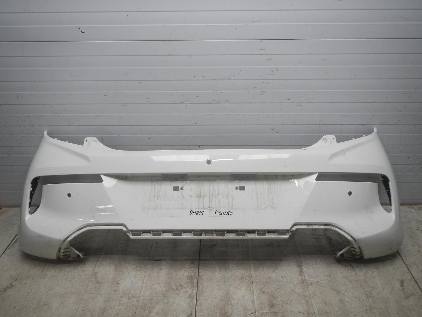 Бампер задний