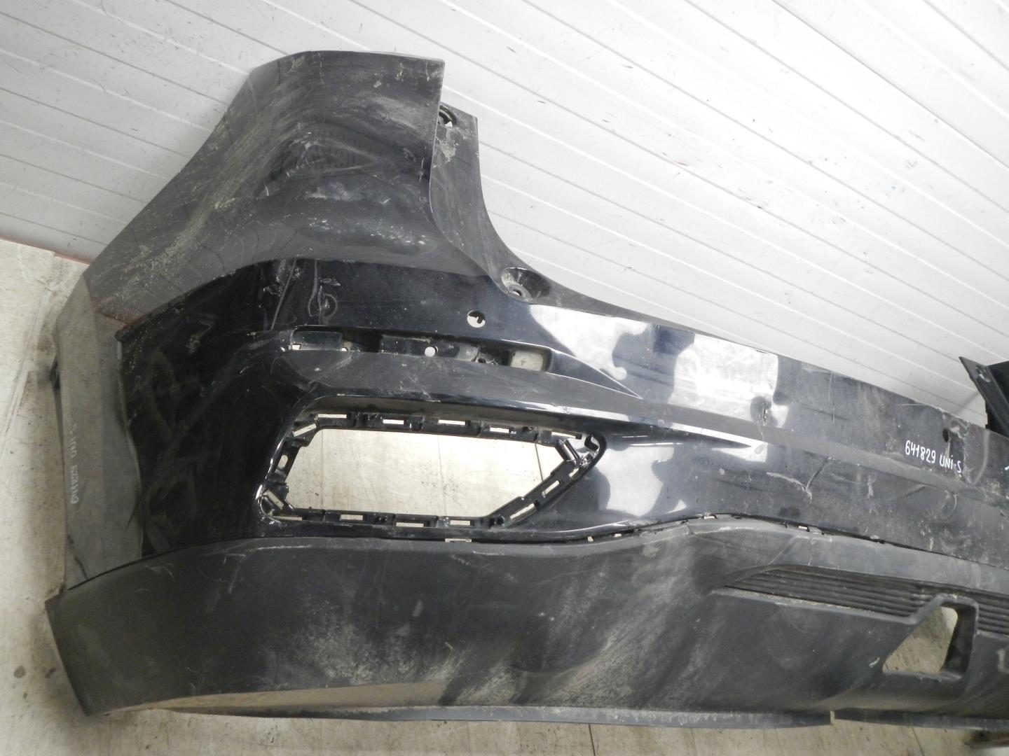 Бампер задний