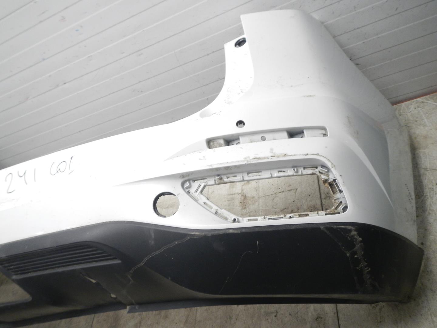 Бампер задний