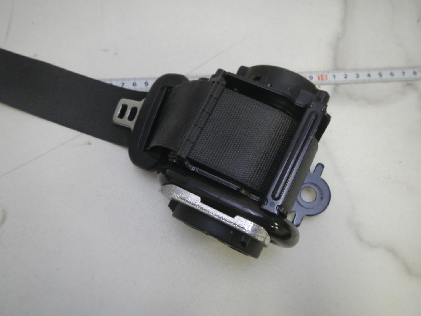 Ремень безопасности