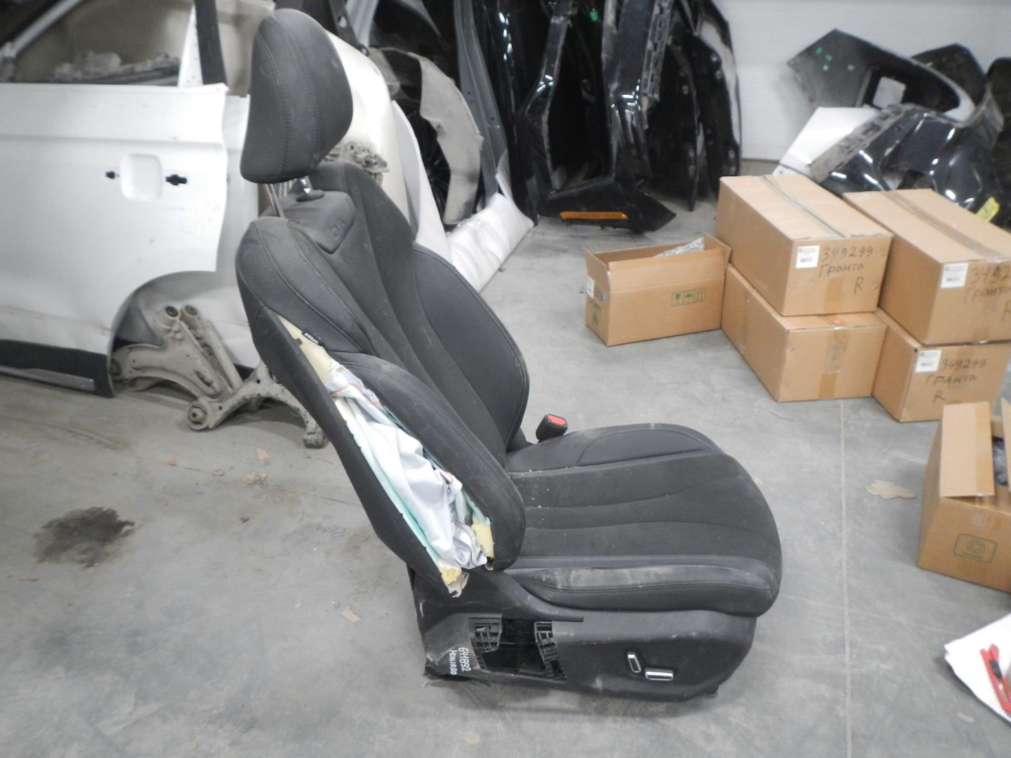 Сиденье переднее правое