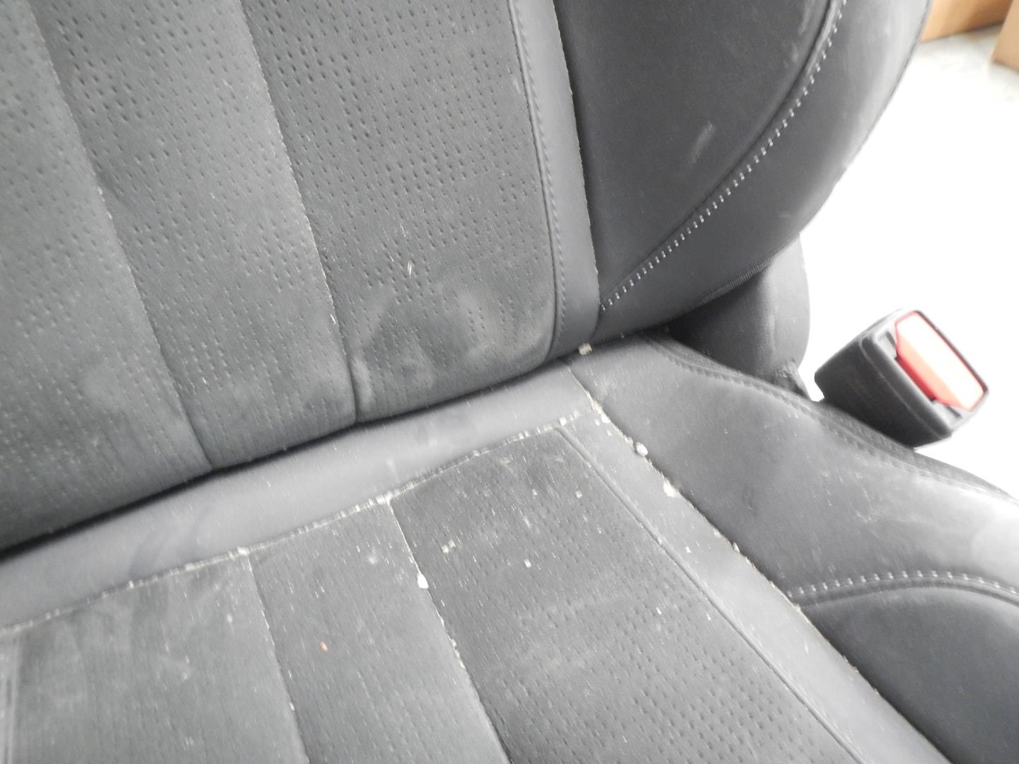 Сиденье переднее правое