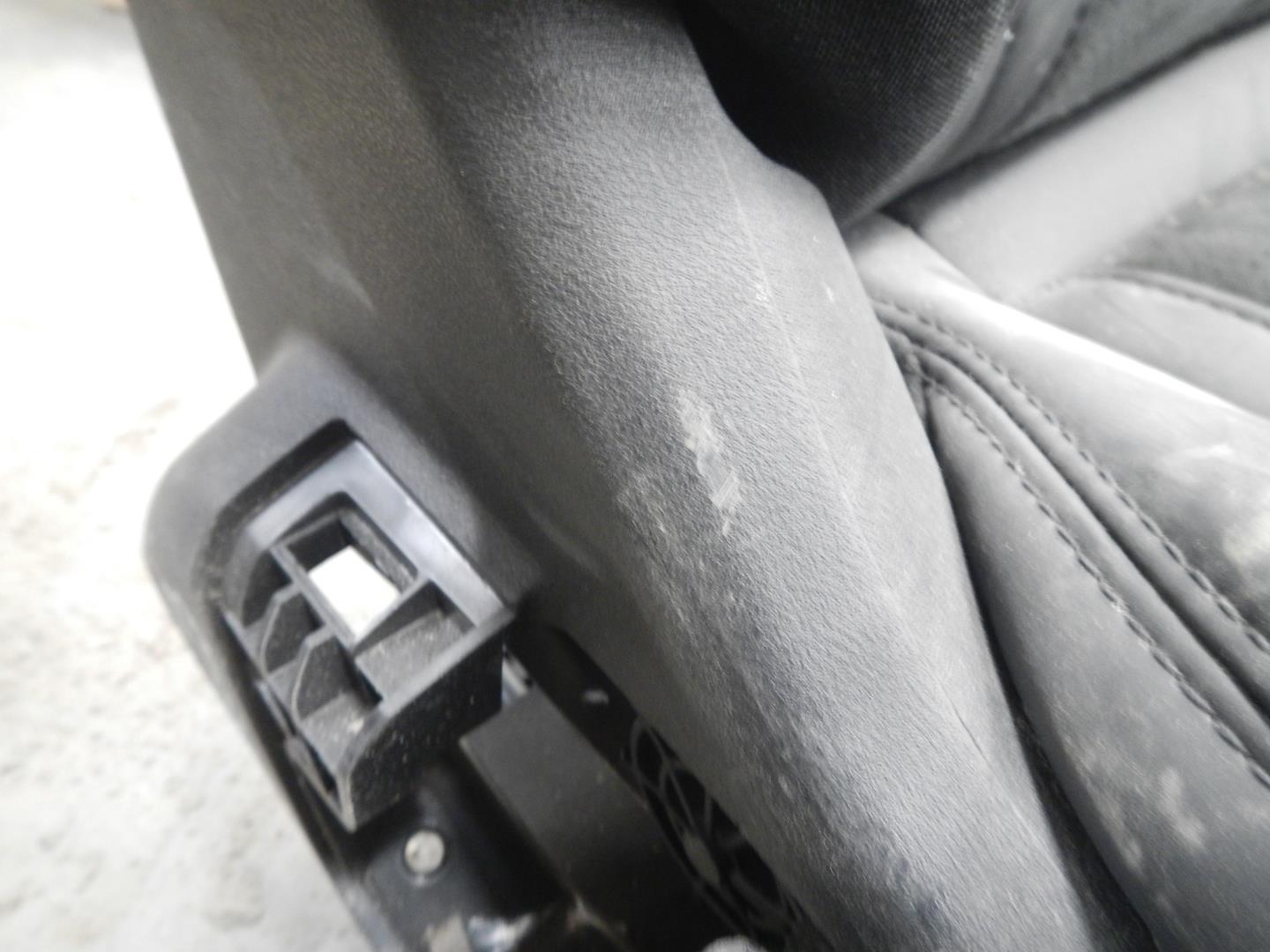 Сиденье переднее правое