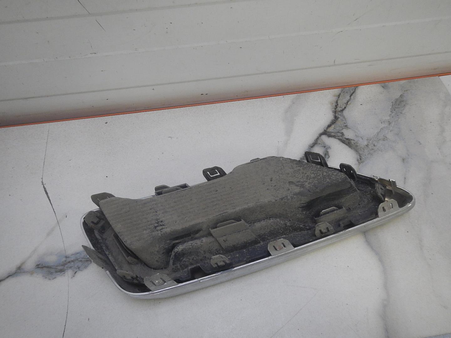 Накладка заднего бампера левая