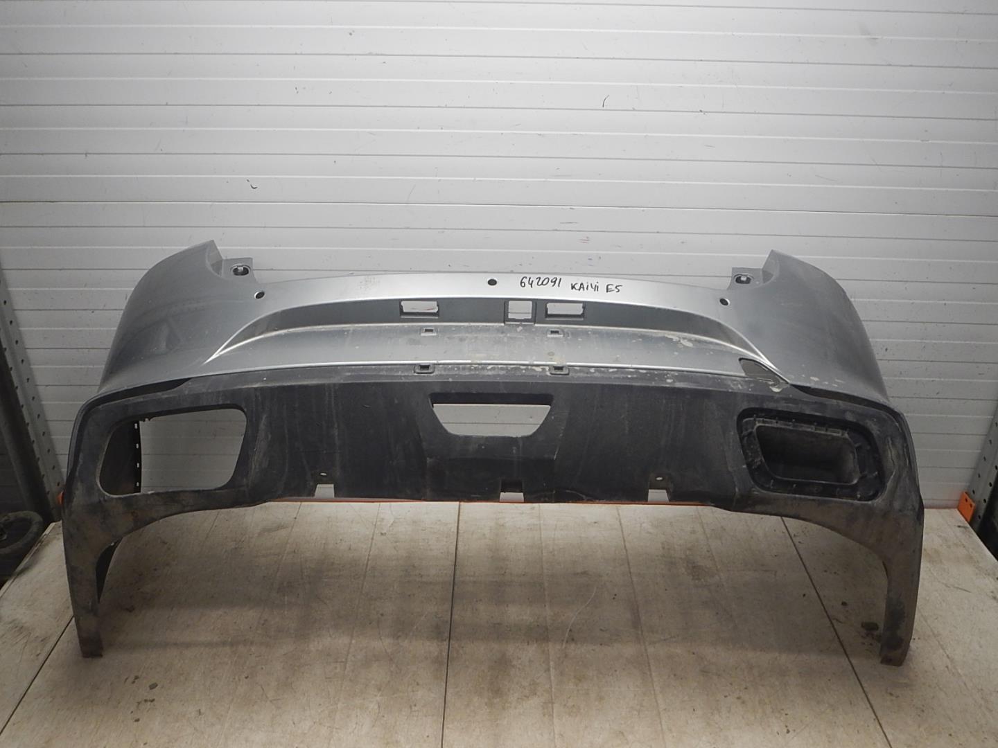 Бампер задний