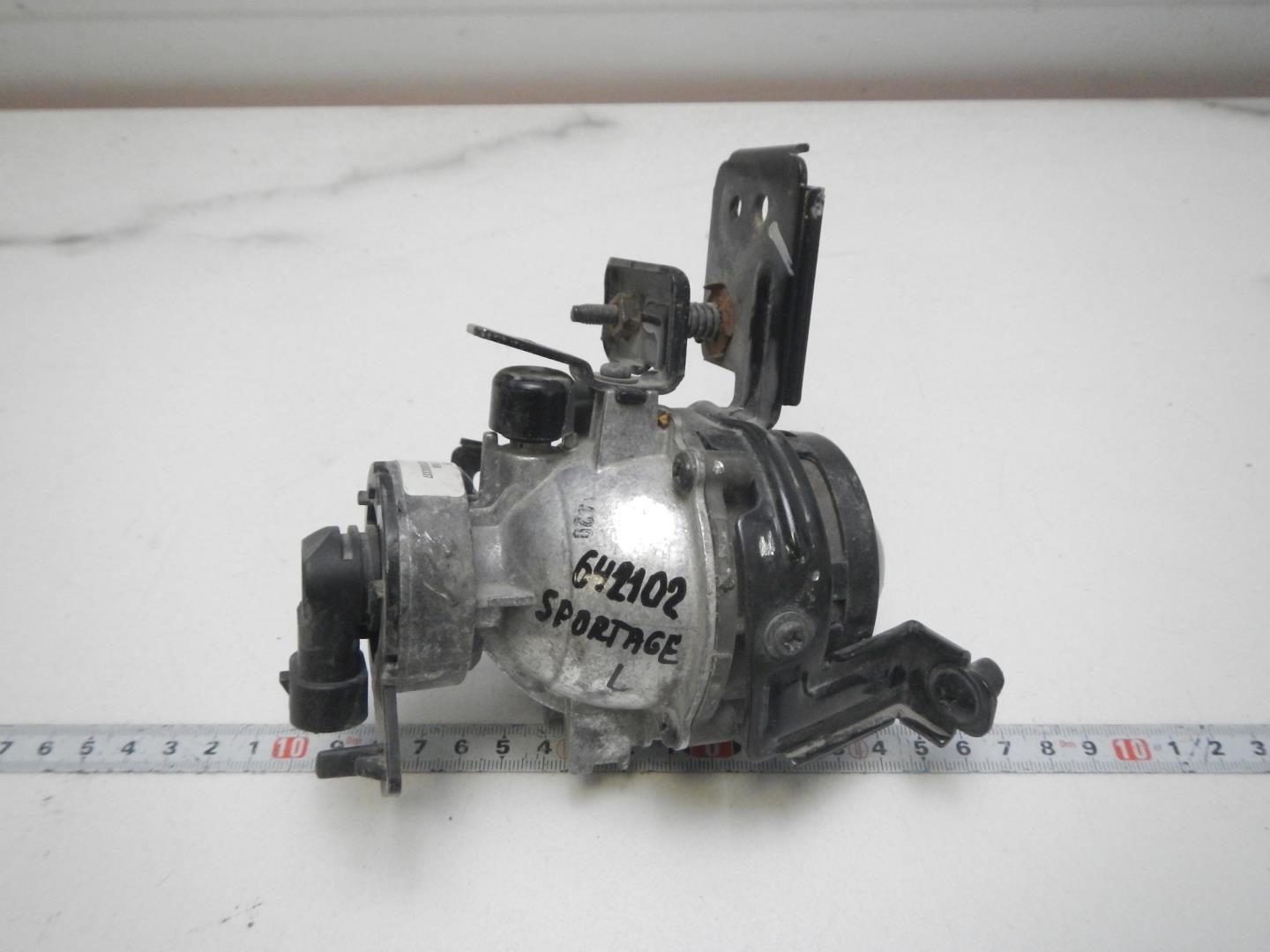 Фара противотуманная левая