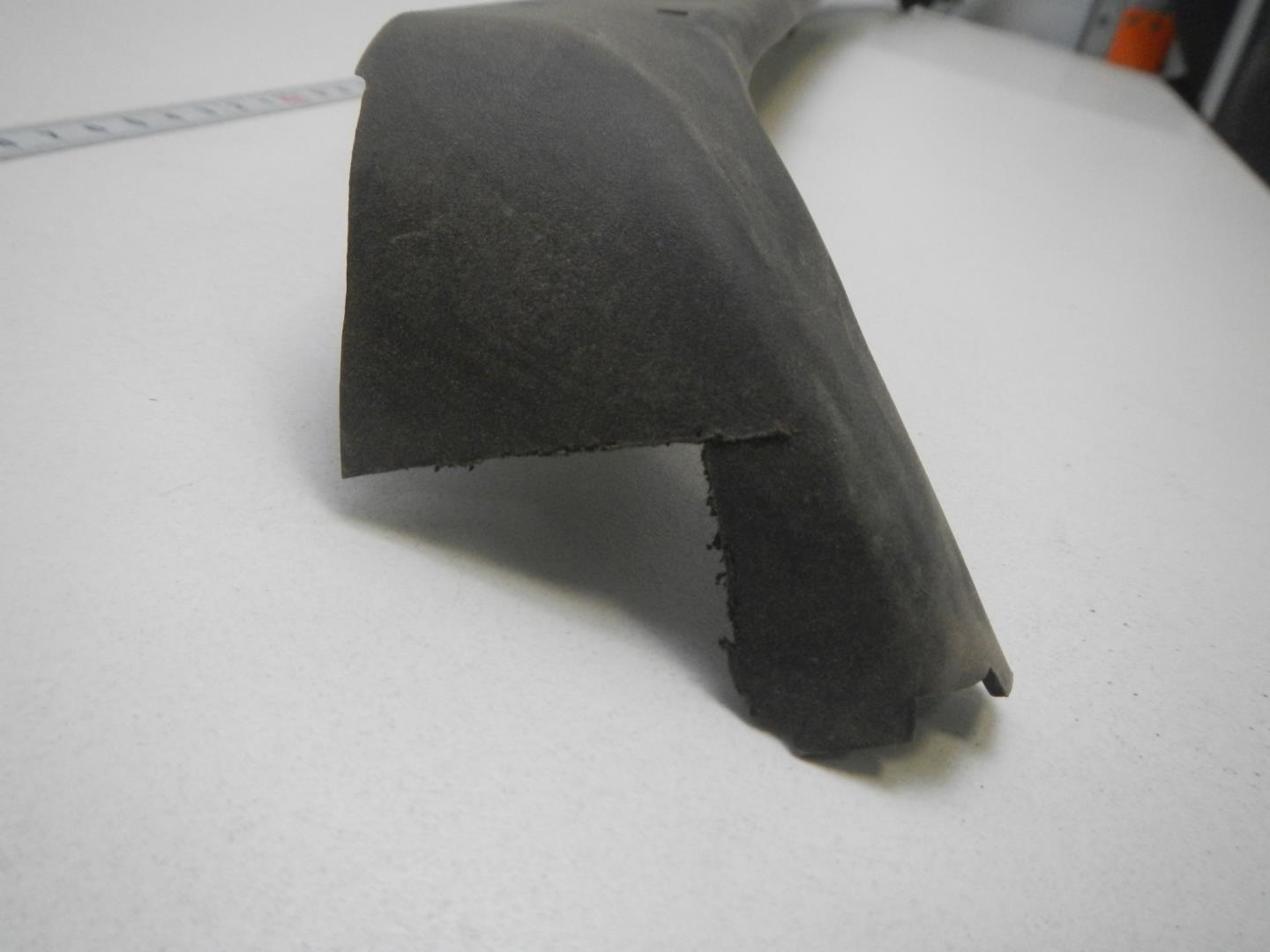 Накладка двери багажника