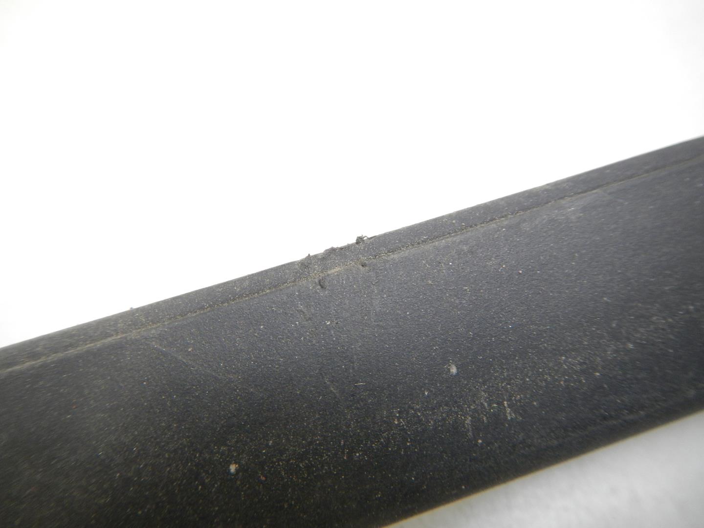 Молдинг лобового стекла