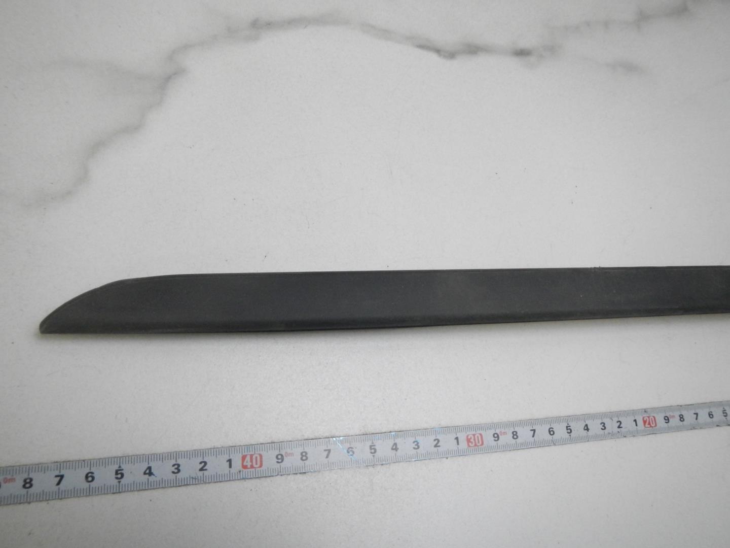 Молдинг лобового стекла