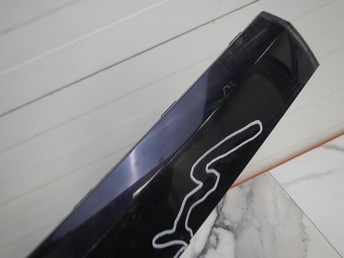 Накладка переднего бампера правая