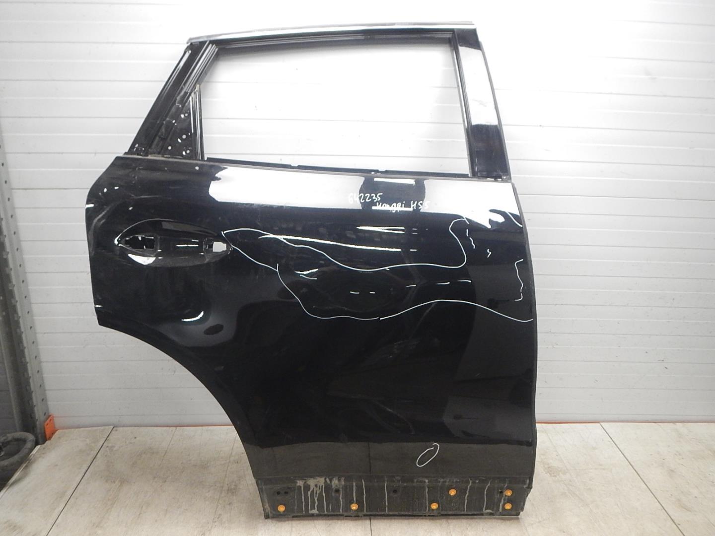 Дверь задняя правая