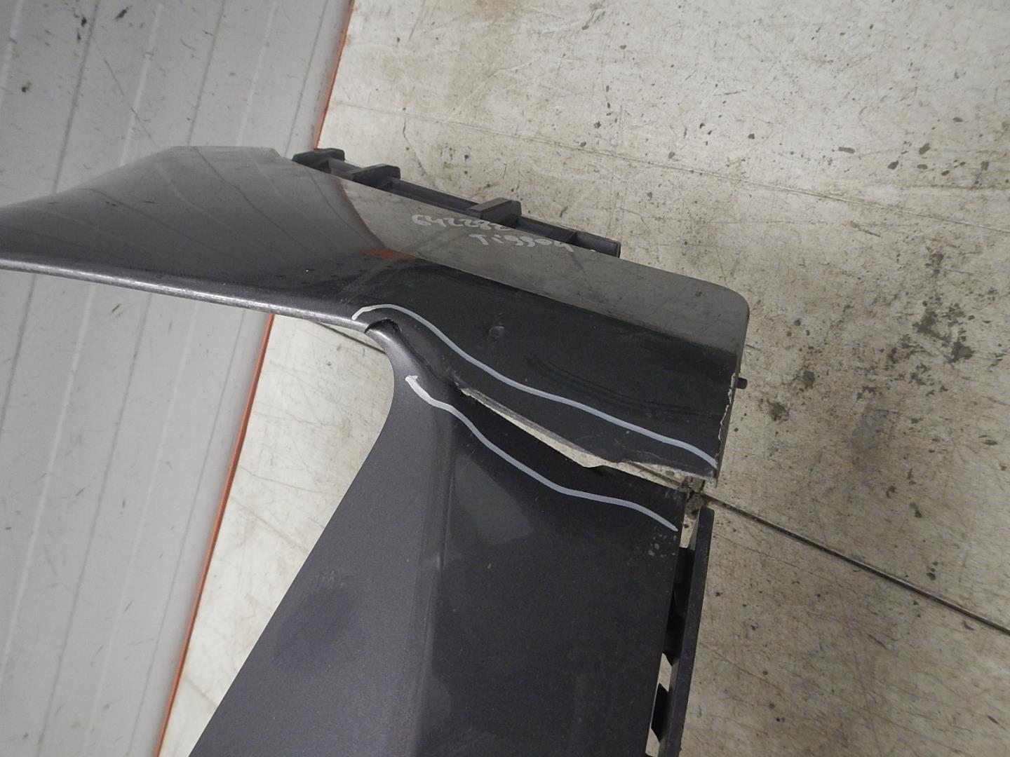 Бампер передний