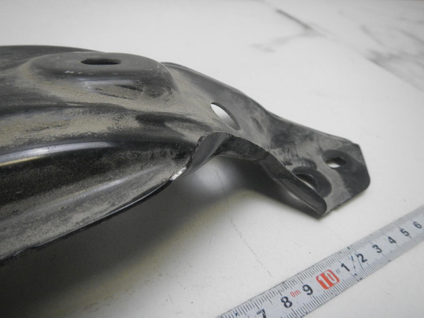 Кронштейн фар правый