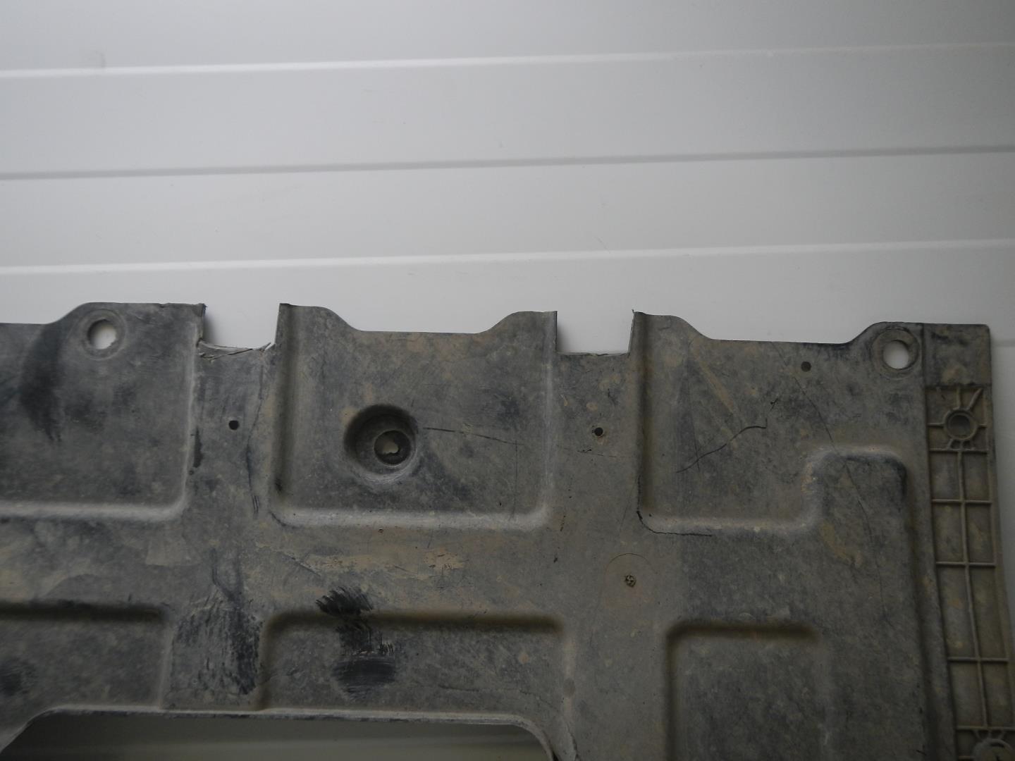 Пыльник двигателя