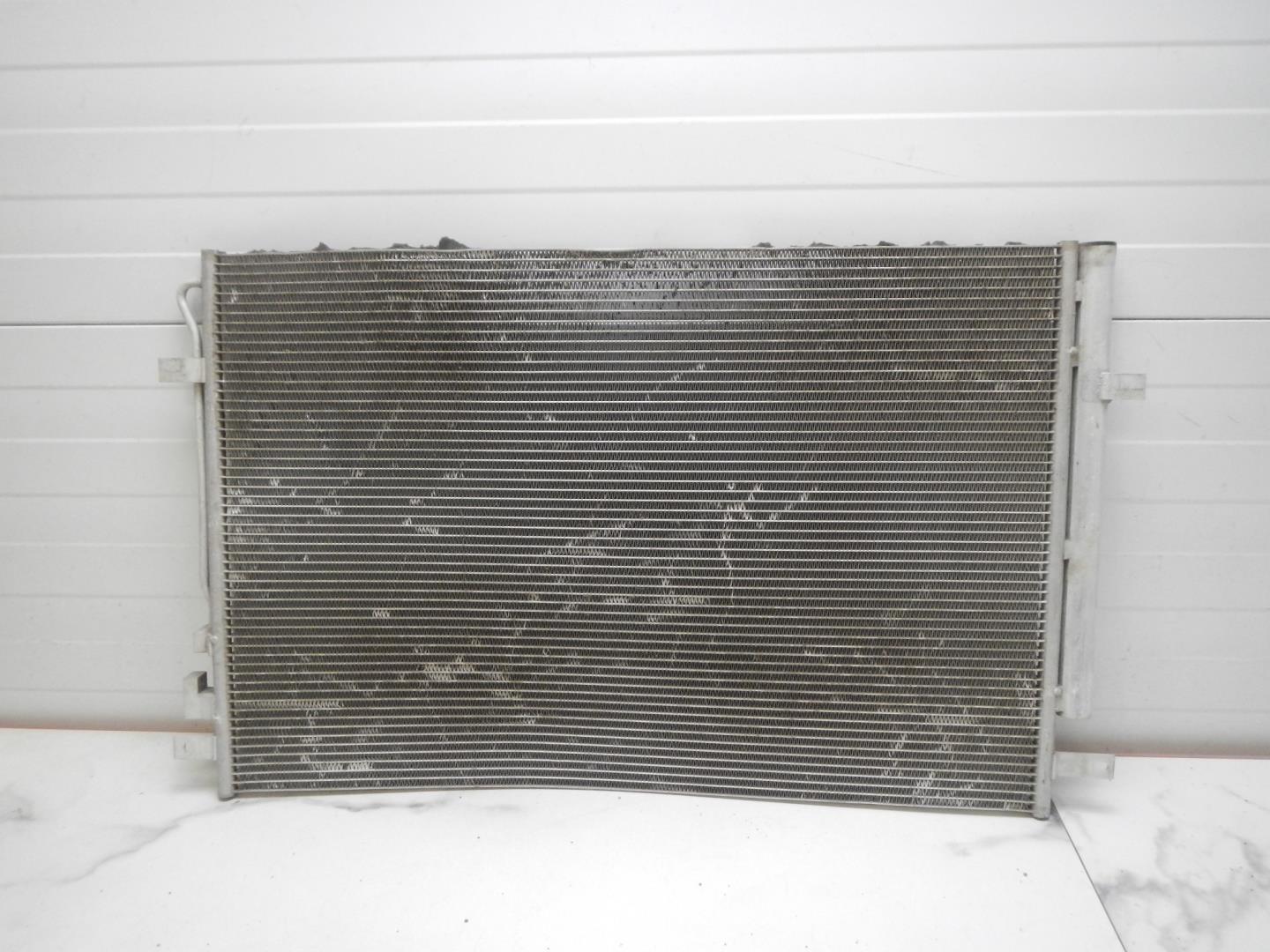 Радиатор охлаждения двигателя основной