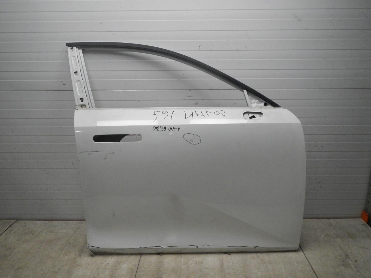 Дверь передняя правая